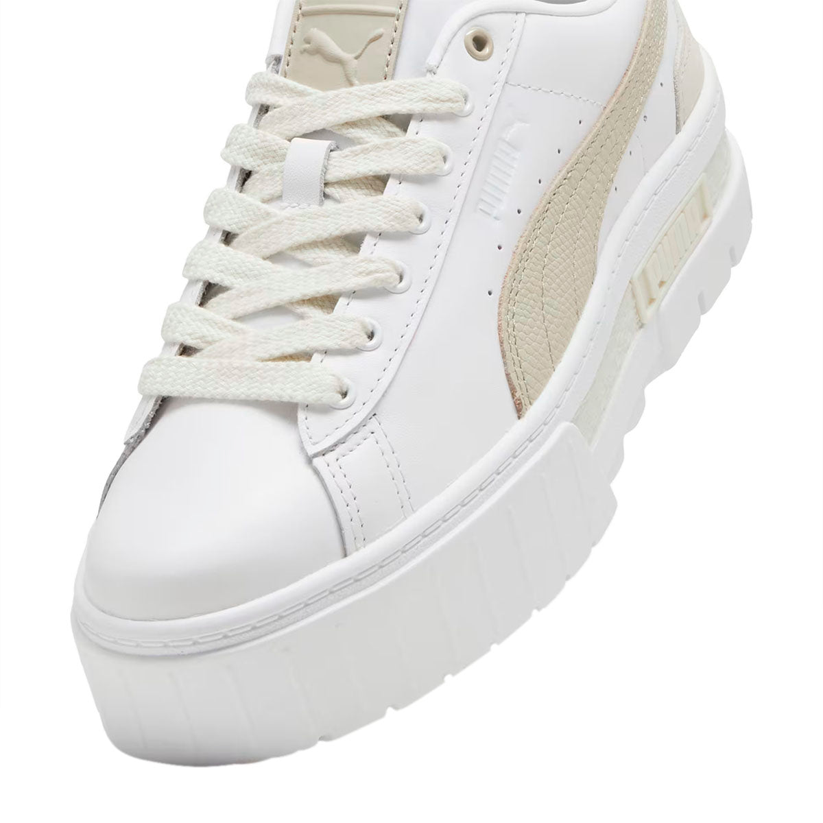 TENIS PUMA MAYZE LUXE PARA DAMA COLOR BLANCO BEIGE
