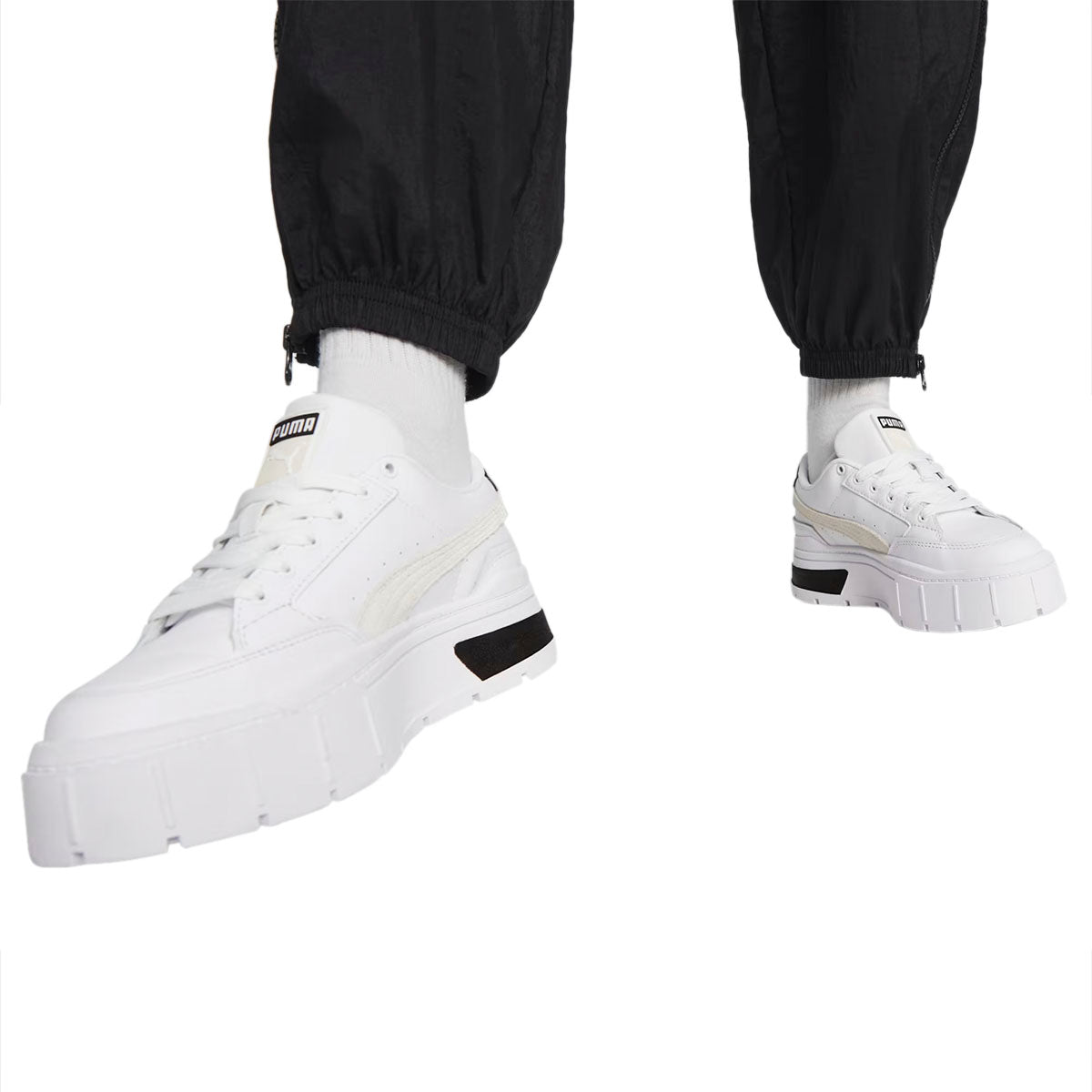 TENIS PUMA MAYZE STACK PARA DAMA COLOR BLANCO BEIGE NEGRO