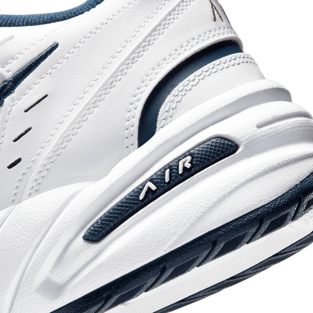 TENIS NIKE MONARCH IV PARA CABALLERO COLOR BLANCO