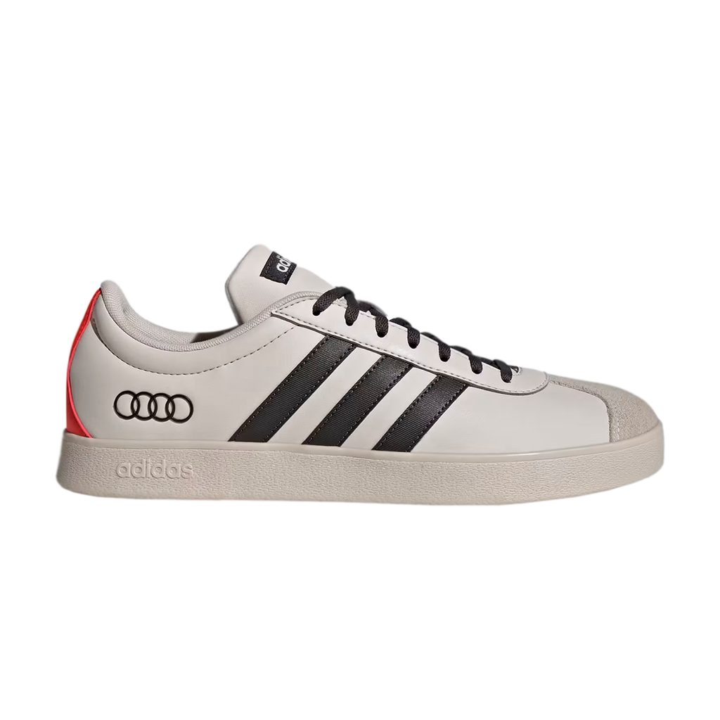 TENIS ADIDAS x AUDI REVOLUT VL COURT PARA CABALLERO COLOR BEIGE